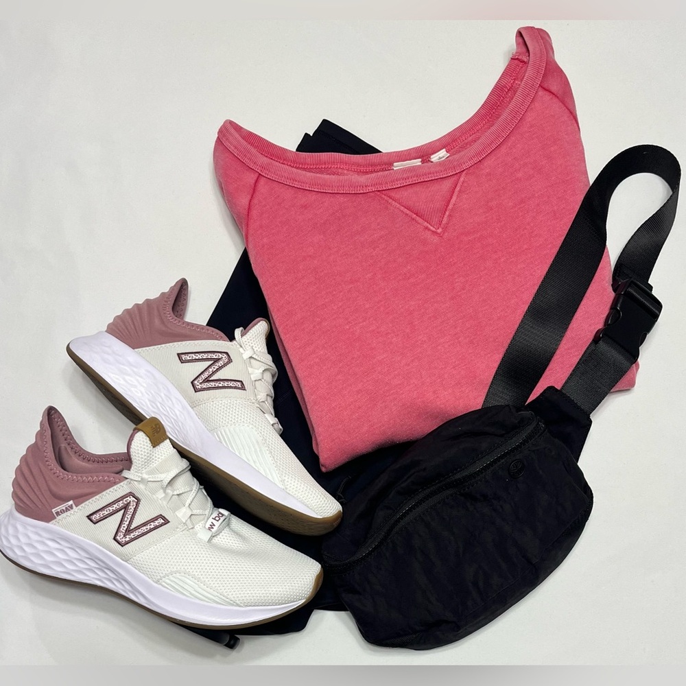 Small Women’s Pink GAP Long Sleeve Top